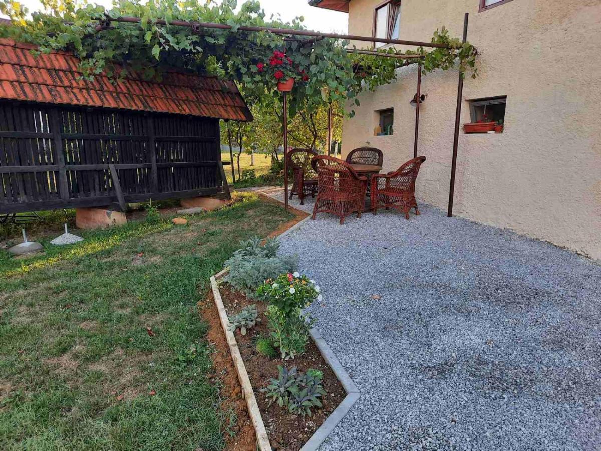 Begova Kuca-Velika Kladusa Esterno foto