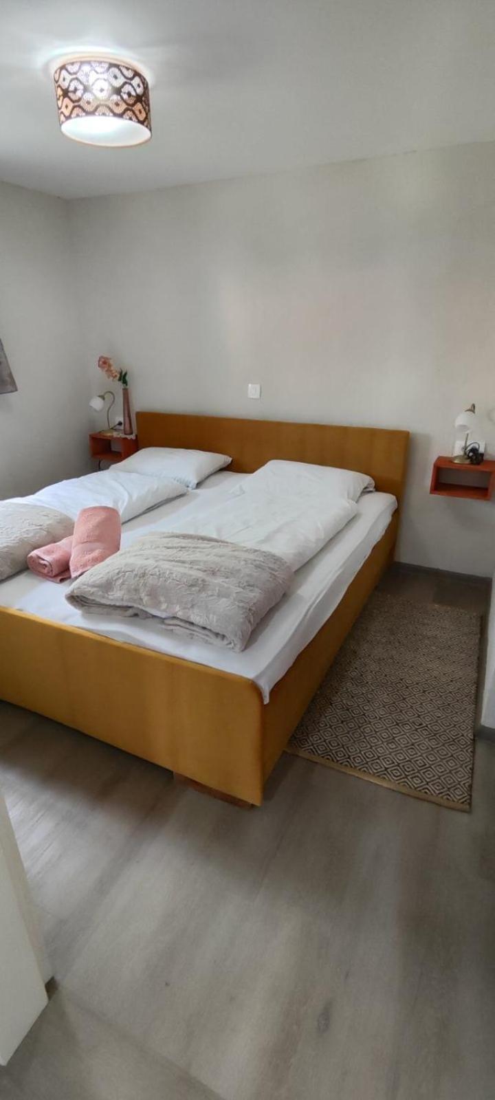 Begova Kuca-Velika Kladusa Esterno foto